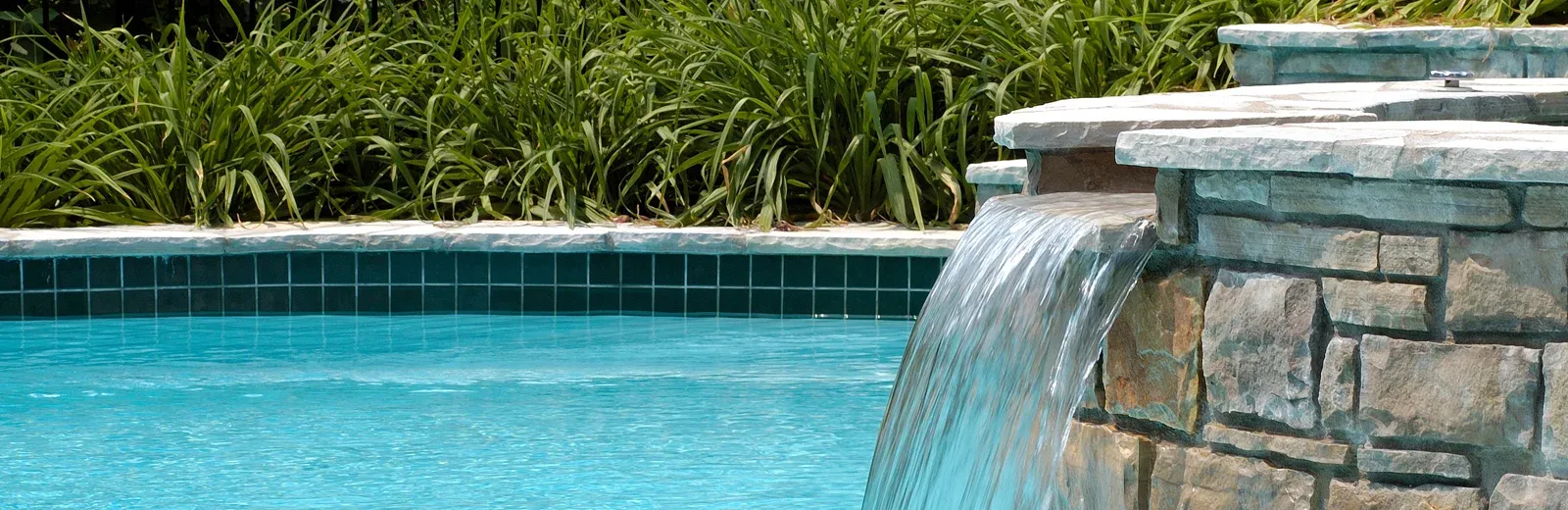 pool water feature